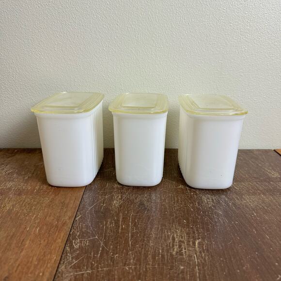 Set of 3 Hazel Atlas white milk glass Refrigerator containers with lids - Picture 2 of 13